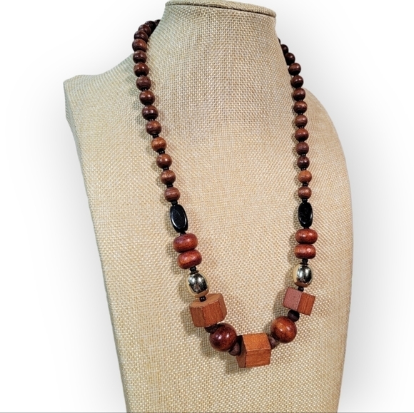 Wooden Statement Necklace Fall tones - Picture 12 of 12